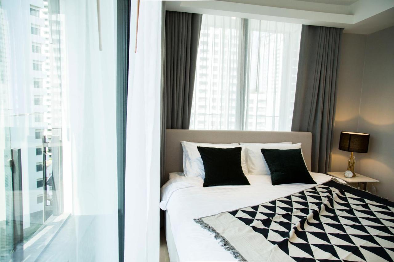 Ferienwohnung Sukhumvit 11#Luxury#Pool#Gym#Bts Nana&Mrt Sukhumvit#1Br#Max2Ppl Bangkok Exterior foto