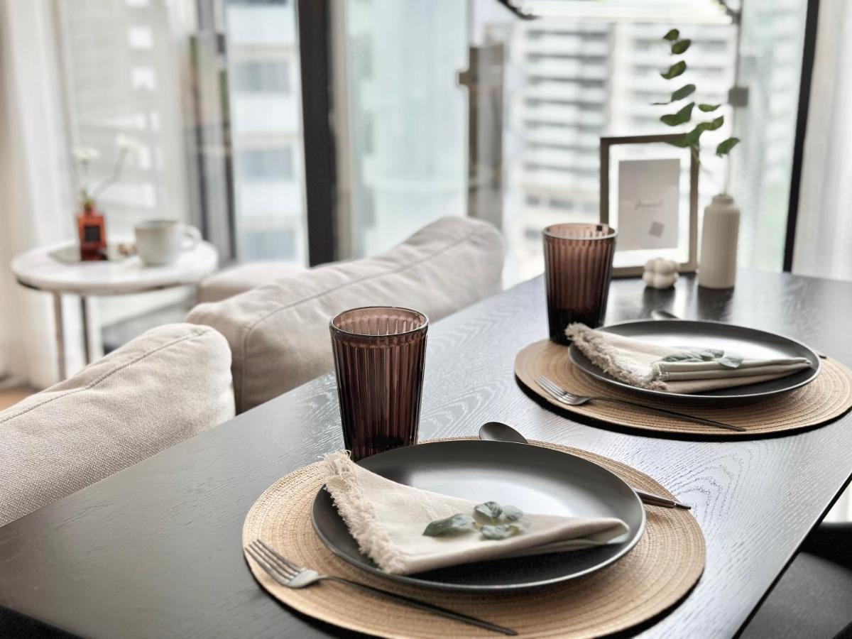 Ferienwohnung Sukhumvit 11#Luxury#Pool#Gym#Bts Nana&Mrt Sukhumvit#1Br#Max2Ppl Bangkok Exterior foto