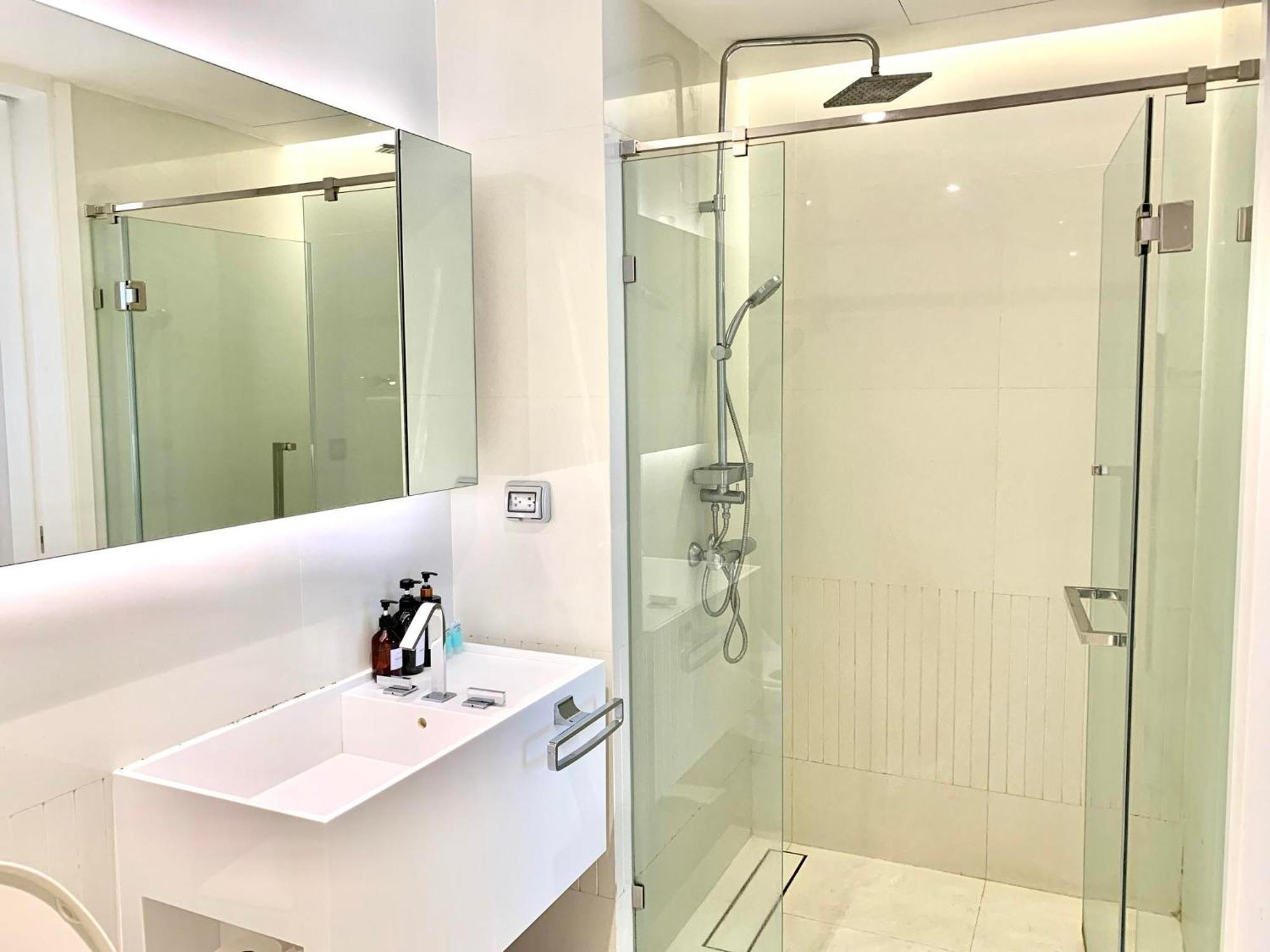 Ferienwohnung Sukhumvit 11#Luxury#Pool#Gym#Bts Nana&Mrt Sukhumvit#1Br#Max2Ppl Bangkok Exterior foto