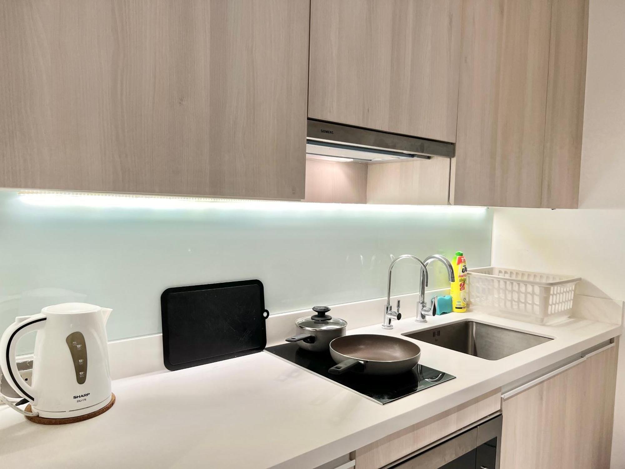 Ferienwohnung Sukhumvit 11#Luxury#Pool#Gym#Bts Nana&Mrt Sukhumvit#1Br#Max2Ppl Bangkok Exterior foto