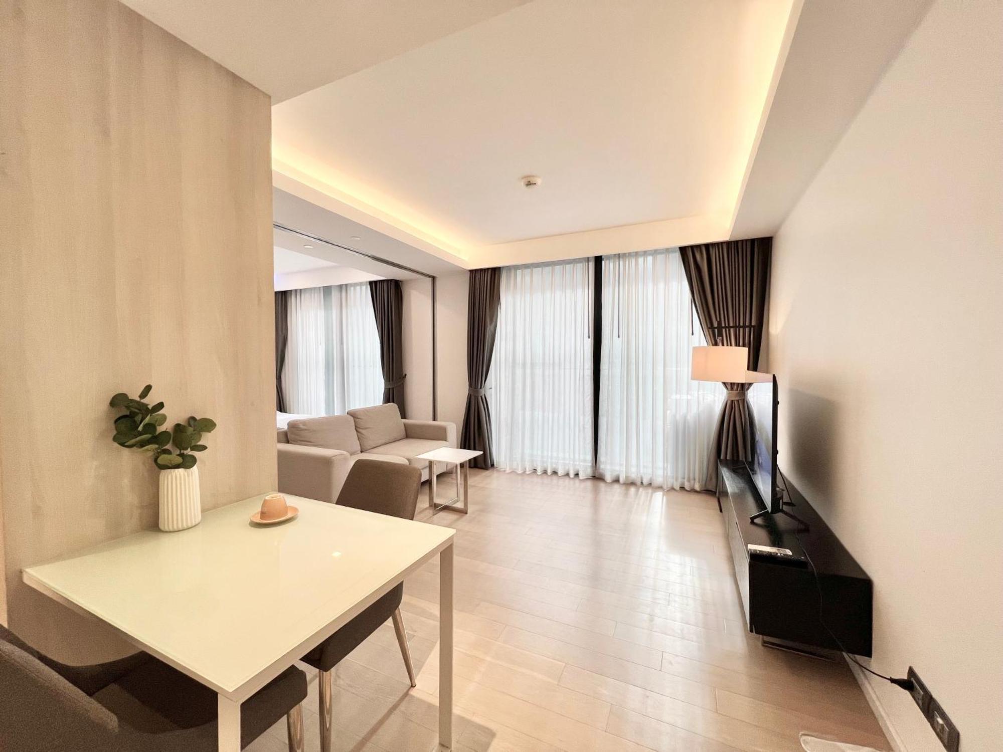 Ferienwohnung Sukhumvit 11#Luxury#Pool#Gym#Bts Nana&Mrt Sukhumvit#1Br#Max2Ppl Bangkok Exterior foto