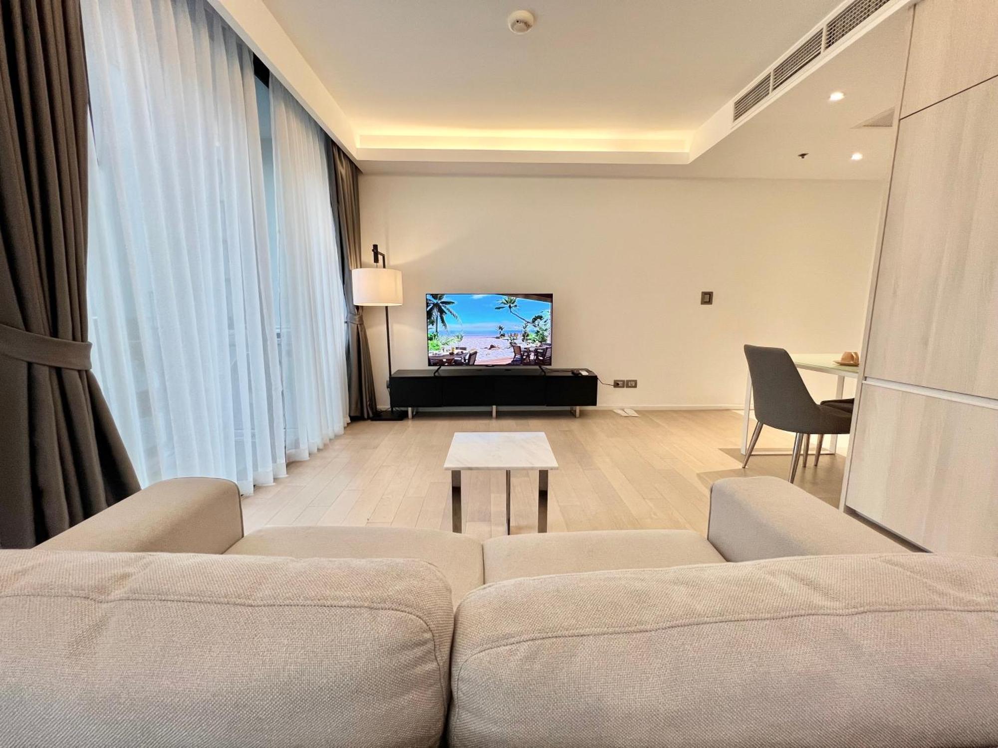 Ferienwohnung Sukhumvit 11#Luxury#Pool#Gym#Bts Nana&Mrt Sukhumvit#1Br#Max2Ppl Bangkok Exterior foto
